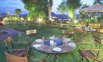 Hotel Hilltop Palace Udajpur Indie
